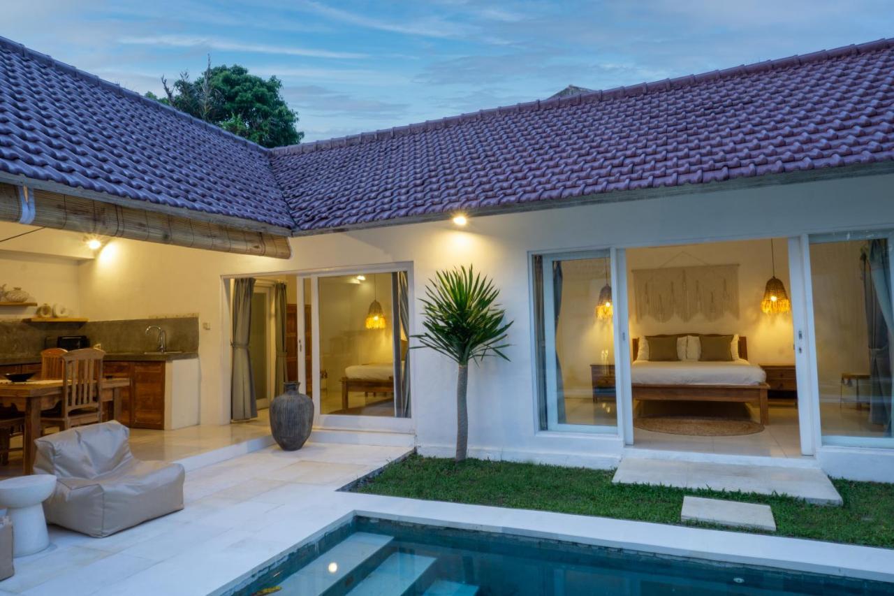 Villa Pagu Семиняк Екстериор снимка